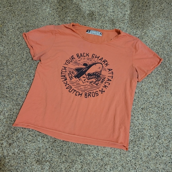 Dutch Bros Womens Shark Attack Shirt Size Medium - Picture 3 of 4
